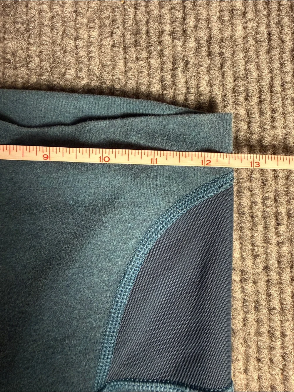 Lululemon Heathered Teal with Dark Teal Mesh Crop Workout Tights Size 6